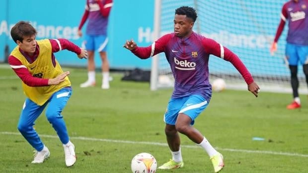 FC Barcelona - Liga de Campeones de Fútbol - Ansu Fati - Botas de fútbol |  Barnebys