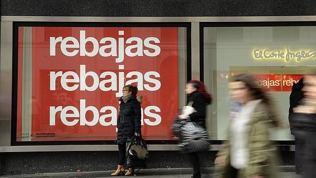 Imagen de las rebajas navideñas en El Corte Inglés