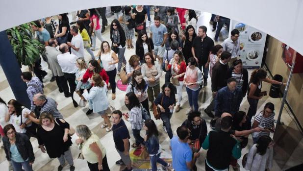 Hay convocatorias para inscribirse a casi 140 oposiciones a través de las más de 250.000 plazas de empleo público