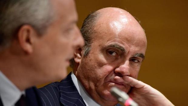 El Ministro de Economía, Luis de Guindos y su homólogo francés