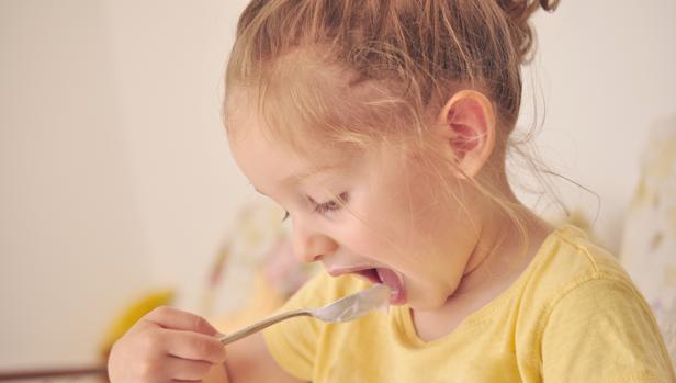 El yogur es un alimento de buena calidad y nutritivo por su equilibrado contenido en calcio, proteínas y fermentos vivos