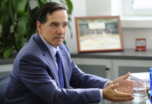 Ángel Martínez-Aldama, presidente de Inverco, durante la entrevista con ABC