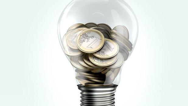El 90% de los encuestados por la CNMC piensa que la electricidad es cara