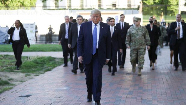 reuters-trump-k6JB--620x349@abc.jpg
