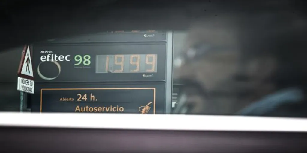 An Italian minister describes the price of gasoline and fuel as a "colossal scam without justification"