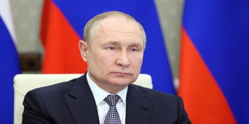 Debt default will hurt Russia for years, but Putin won't admit it: here's why
