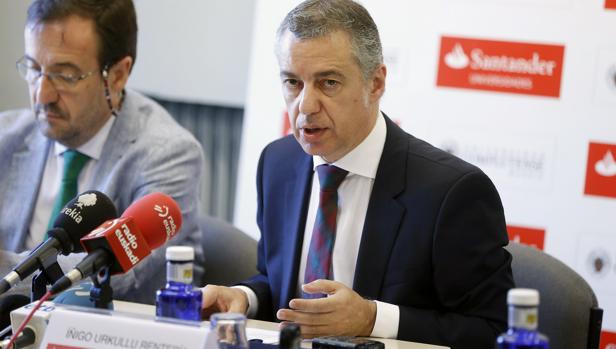 Íñigo Urkullu en la conferencia inaugural que ha impartido en San Lorenzo de El Escorial