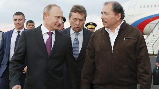 El presidente ruso, Vladímir Putin, junto a su homólogo nicaragüense, Daniel Ortega, en una visita oficial del primero en 2014