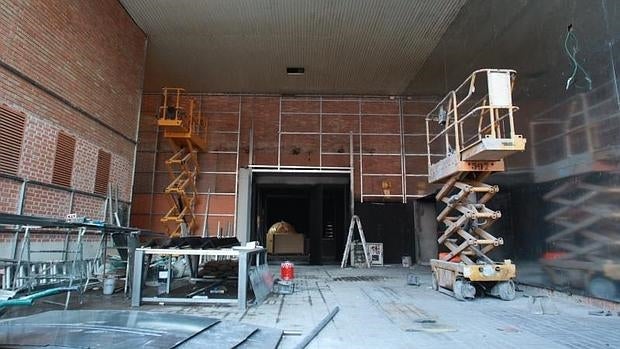 Las obras en el interior de la sala Macumba, situada en la estación de Chamartín