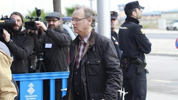 El excontable de Nóos Marco Antonio Tejeiro, a su llegada al juzgado