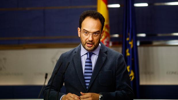 El portavoz del grupo parlamentario socialista, Antonio Hernando
