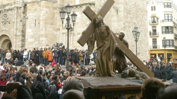 Procesión de la Cofradía de Jesús Nazareno en Zamora