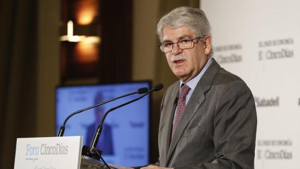 El ministro Dastis este lunes durante el foro Cinco Días