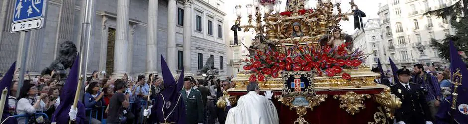 Miles De Fieles Aclaman A Jesus De Medinaceli En La Gran Procesion De Madrid