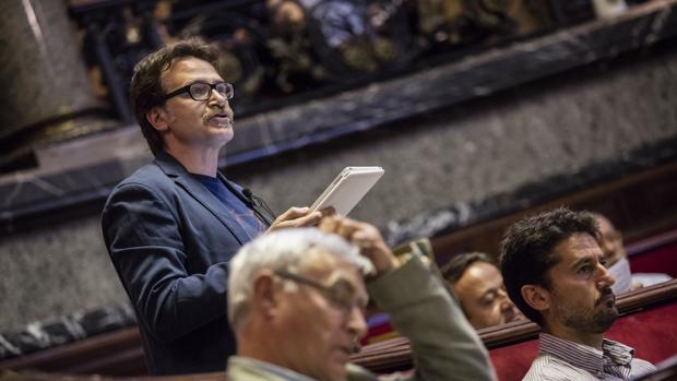 Imagen de archivo de Grezzi durante una intervención en un pleno del Ayuntamiento de Valencia