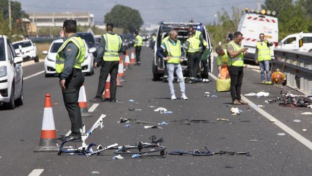Accidente de un ciclista en Oliva, en imagen de archivo