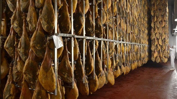 Imagen de archivo de una fábrica de jamones