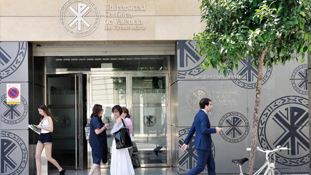 Imagen de una de las sedes de la Universidad Católica de Valencia tomada este jueves