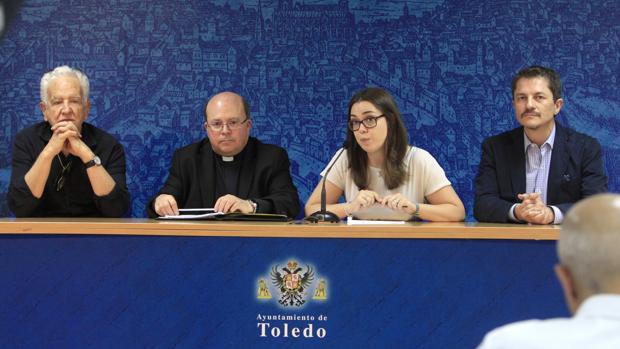 José Carlos Plaza, Juan Miguel Ferrer, Nuria Cogolludo y Pedro Víllora, en la presentación de la obra