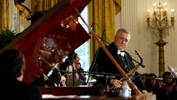 El cubano Paquito D'Rivera al saxofón
