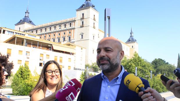 García Molina, durante la rueda de prensa