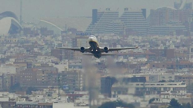 Air Nostrum Busca Tripulantes De Cabina De Pasajeros En Valencia Y