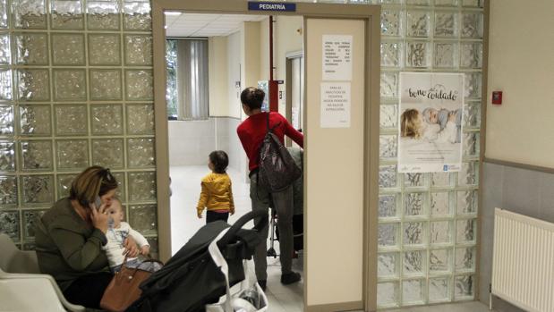 Sala de espera de un centro médico compostelano