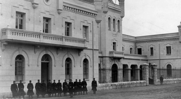 Patio del penal de Ocaña, donde se registró el apuñalamiento de José Díaz (Foto, AMT Colección Alba)