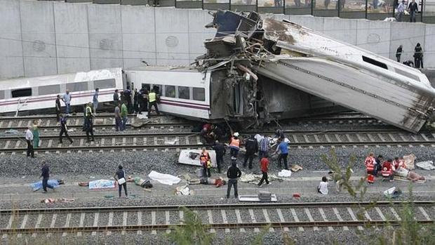 Imagen del accidente, el pasado 24 de julio de 2013 en las inmediaciones de Santiago