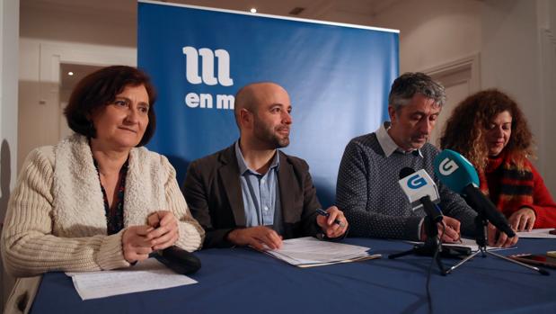 Villares y otros miembros de la dirección de En Marea