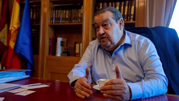 El presidente de las Cortes de Castilla-La Mancha, Jesús Fernández Vaquero