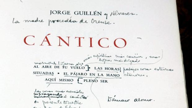Ejemplar de la edición de «Cántico» de 1936 con anotaciones de Dámaso Alonso, conservado en la Real Academia Española