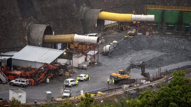 Obras del AVE en el túnel de Laza (Orense)
