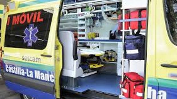 Los dos jovenes fueron trasladados al Hospital Virgen de la Salud