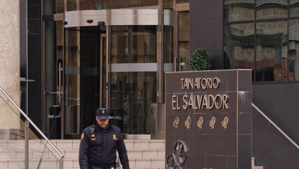 La Policía registró el jueves las sedes del tanatorio El Salvador, en Valladolid