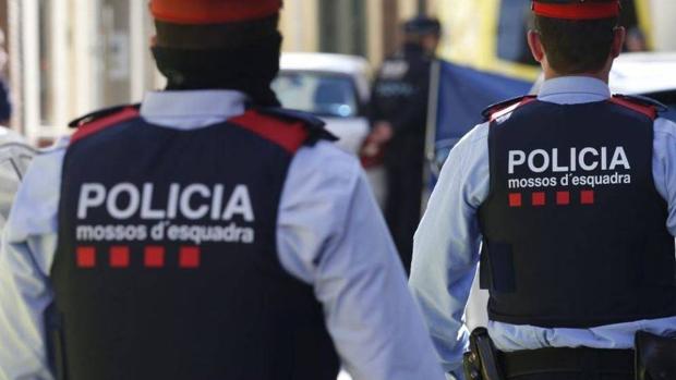 Agentes de los Mossos en una imagen de archivo