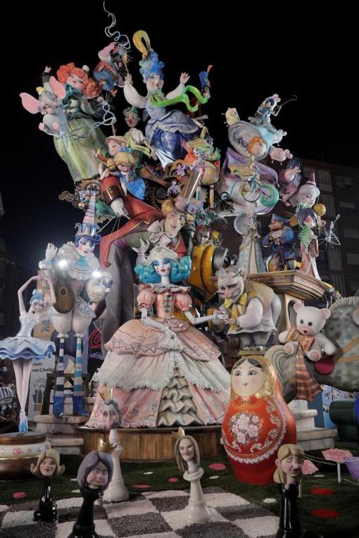 La Falla ganadora, el montaje «Juga, Juga... i voràs»