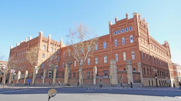 Sede de la Universidad Pontificia de Comillas, en Alberto Aguilera