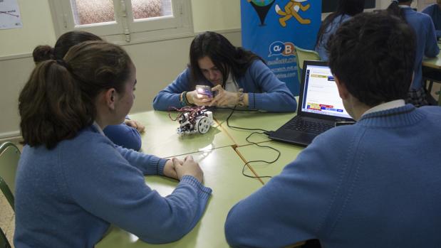 Estudiantes de Secundaria en un centro escolar concertado madrileño
