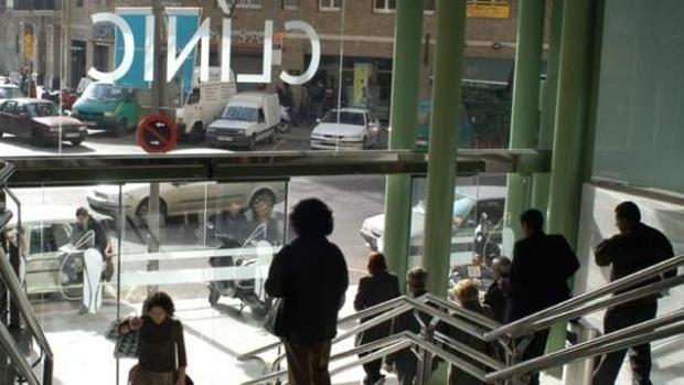 Imaagen d euna de las entradas del Hospital Clínic de Barcelona