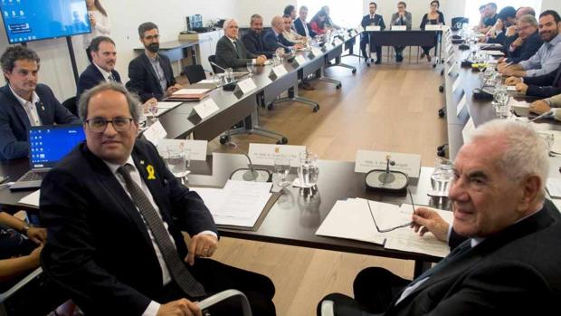 Quim Torra presidiendo una reunión del Diplocat