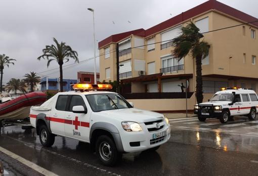 Imagen de los efectivos de la Cruz Roja en Xàbia