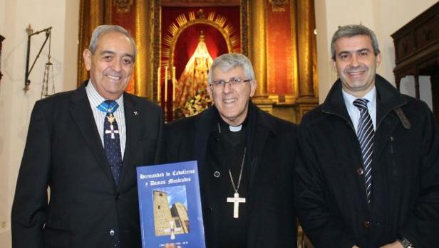 Felipe Jurado, junto a Braulio Rodríguez y Álvaro Gutiérrez