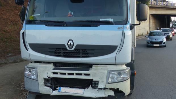 El camión fue interceptado después del último de los accidentes que provocó