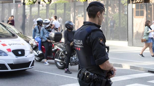 Se han desplegado más de 200 policías para realizar este dispositivo