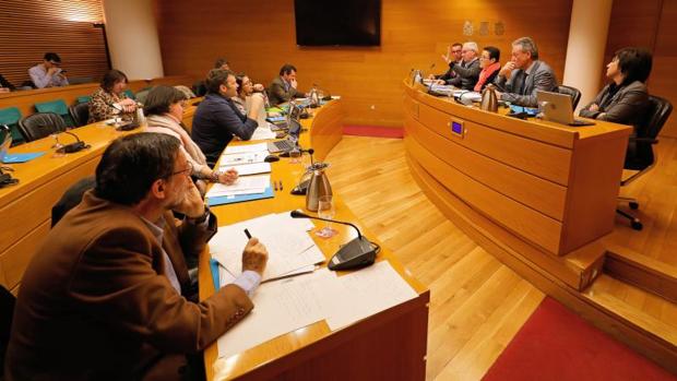 Comparecencia de dirigentes del PSPV en la comisión por la financiación del partido