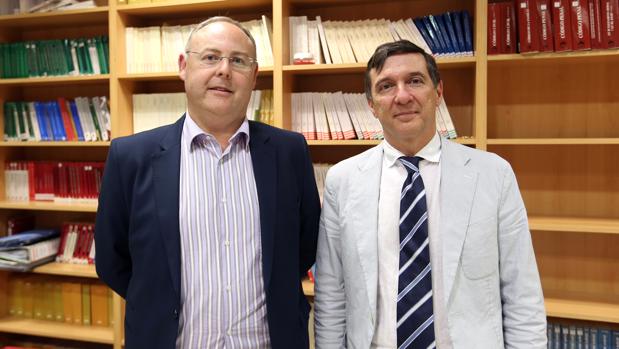 Bernácer, a la izquierda, junto a su antecesor, Brigidano