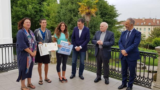 Sara Martín y Guillermo Peinado, este viernes, recibidos por las autoridades