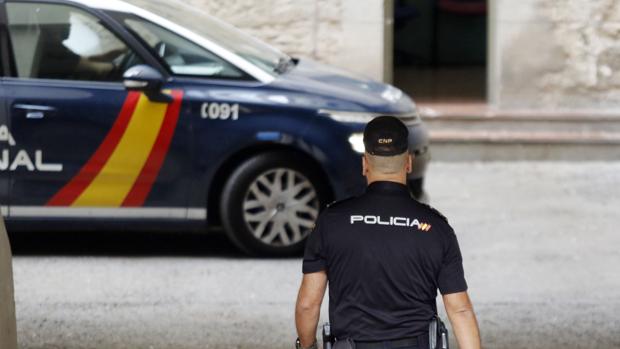 Imagen de archivo de un agente de la policía