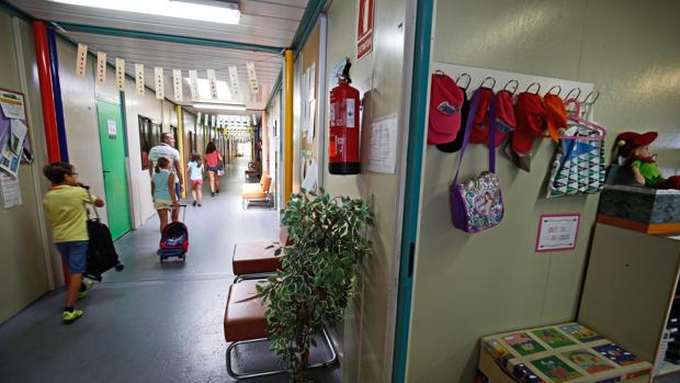 Escolares en un centro público de Valencia